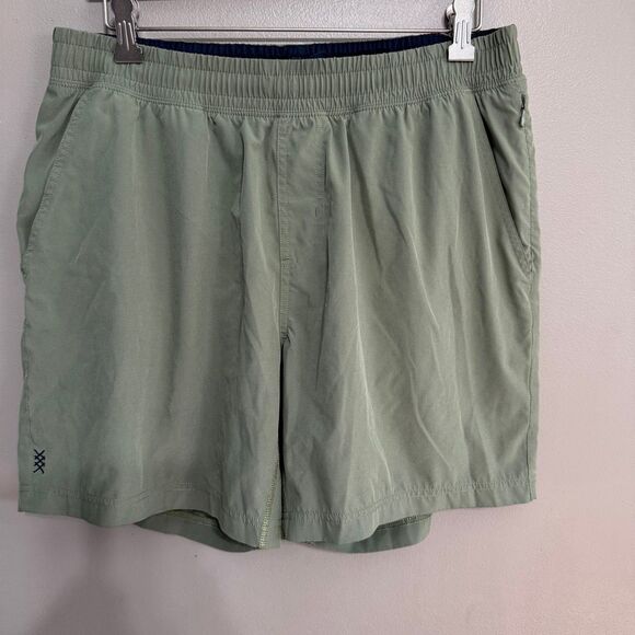 Rhone green athletic men’s shorts with built in brief size large - Picture 1 of 6
